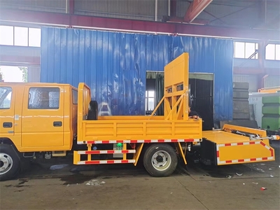 江鈴藍(lán)牌80K防撞緩沖車價(jià)格、廠家及汽車廂體制造全解析